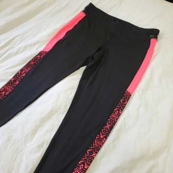 Active Leggings Size XL - Picture 8 of 11